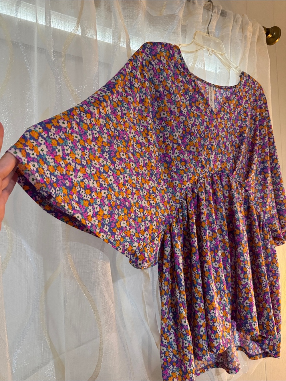 Floral V-Neck Purple Tunic Top - Picture 4 of 5